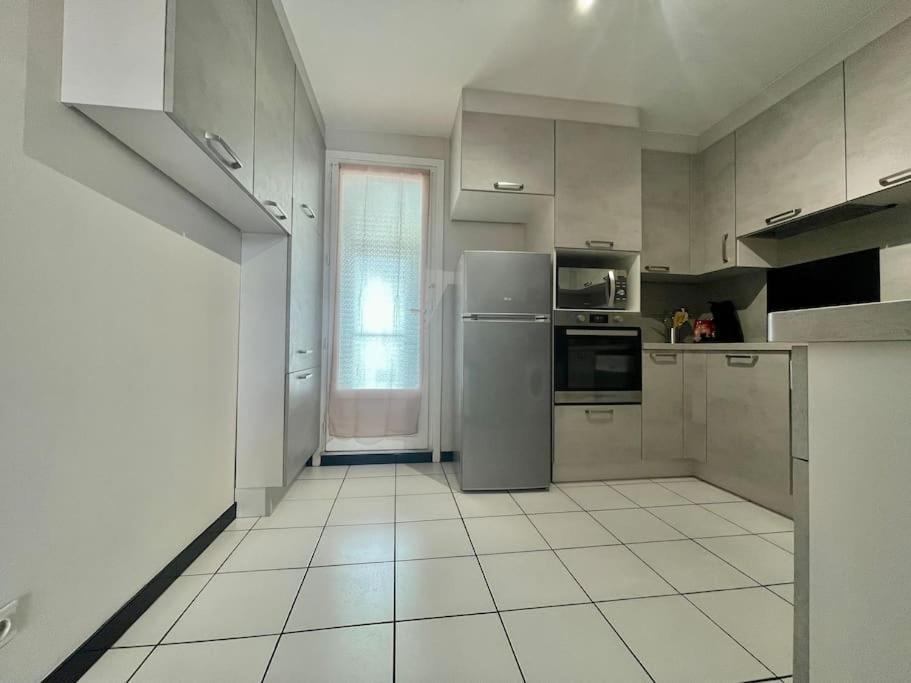 Duplex 70M2 - Vue Cite Medievale - Parking Gratuit การ์กาซอน ภายนอก รูปภาพ