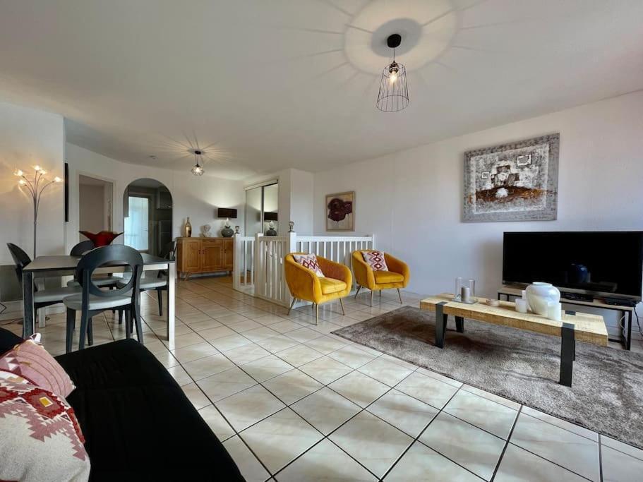 Duplex 70M2 - Vue Cite Medievale - Parking Gratuit การ์กาซอน ภายนอก รูปภาพ