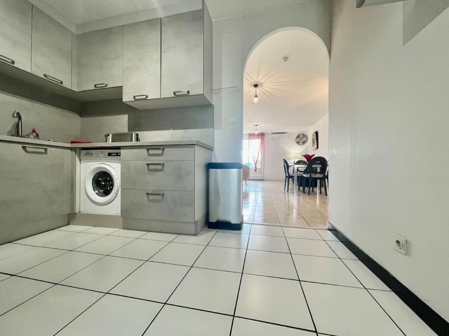 Duplex 70M2 - Vue Cite Medievale - Parking Gratuit การ์กาซอน ภายนอก รูปภาพ